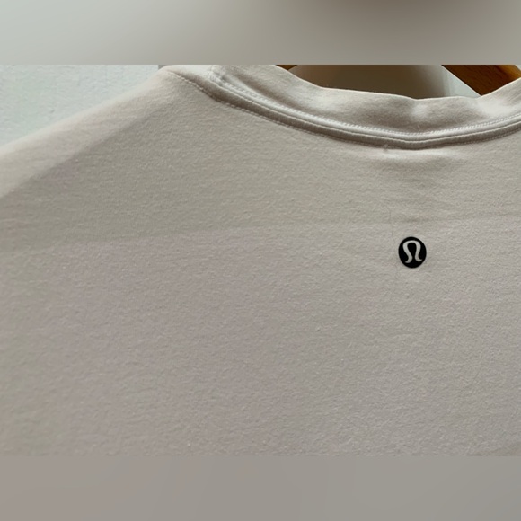 LULULEMON striped tee - Picture 5 of 9